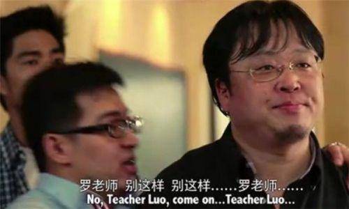 今日嗅评:锤子营销确实还是有那么一手的,最大问题出在渠道和定位上